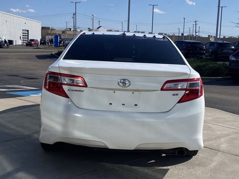 Used 2012 Toyota Camry SE image 6