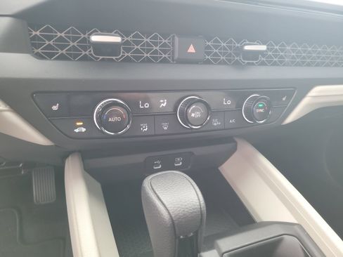Certified 2024 Honda Accord EX image 18