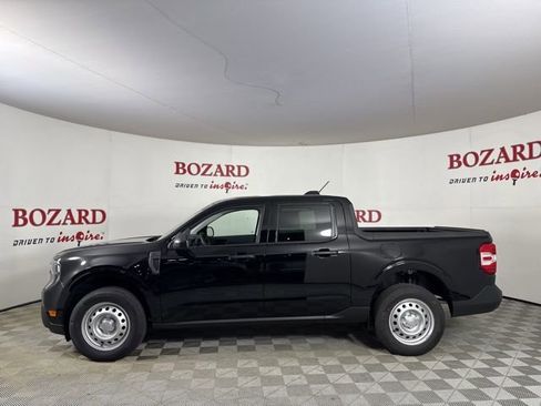 New 2025 Ford Maverick XL image 4