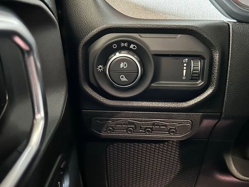 New 2026 Jeep Gladiator Sport image 19