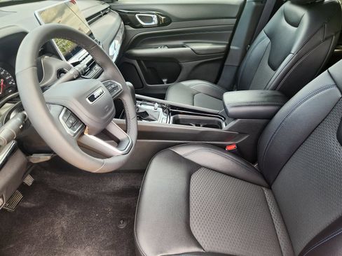 Used 2026 Jeep Compass Latitude AWD/4WD image 16