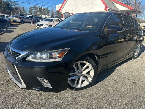 Used 2015 Lexus CT 200h image 7