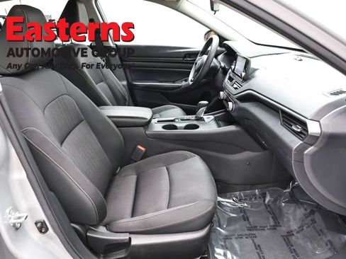 Used 2023 Nissan Altima 2.5 S FWD image 23