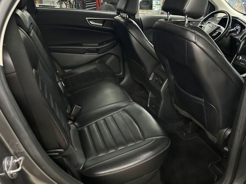 Used 2023 Ford Edge SEL image 41
