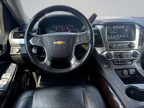 Used 2020 Chevrolet Tahoe LT w/ LT Midnight Edition RWD image 9
