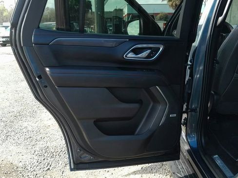 Used 2021 Chevrolet Tahoe RST w/ Luxury Package image 29