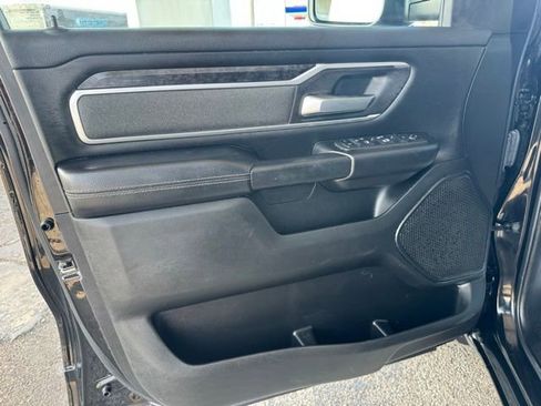 Used 2022 RAM 1500 Big Horn AWD/4WD image 18