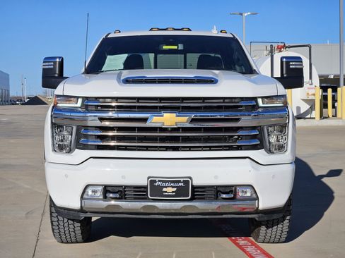 Used 2021 Chevrolet Silverado 2500 High Country w/ Safety Package II image 6