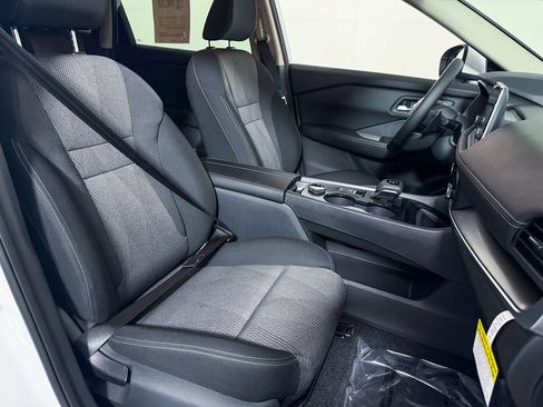 Certified 2026 Nissan Rogue SV w/ Cold Weather Package AWD/4WD image 15