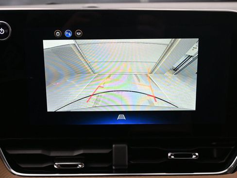 New 2026 Chevrolet Equinox ACTIV w/ Convenience Package III image 31