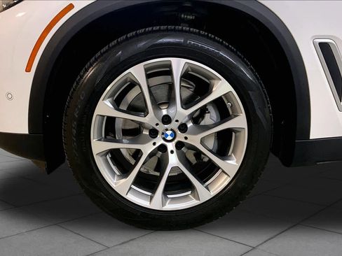 Certified 2023 BMW X5 xDrive40i AWD/4WD image 10