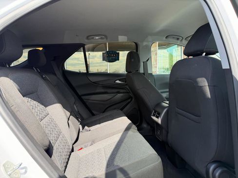 Used 2022 Chevrolet Equinox LT image 19
