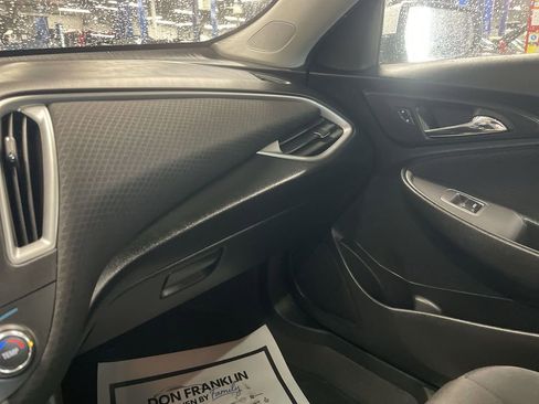 Used 2024 Chevrolet Malibu LS image 11