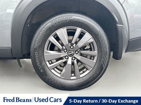 Used 2023 Nissan Pathfinder SV AWD/4WD image 38
