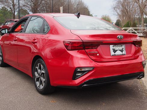 Used 2020 Kia Forte LXS image 5