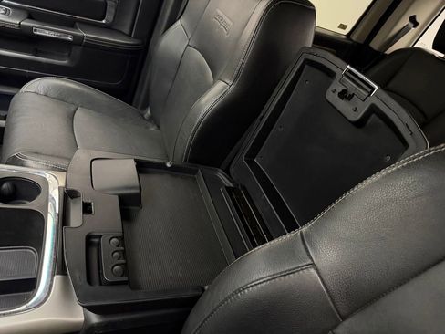 Used 2016 RAM 3500 Laramie w/ Sport Appearance Group AWD/4WD image 27