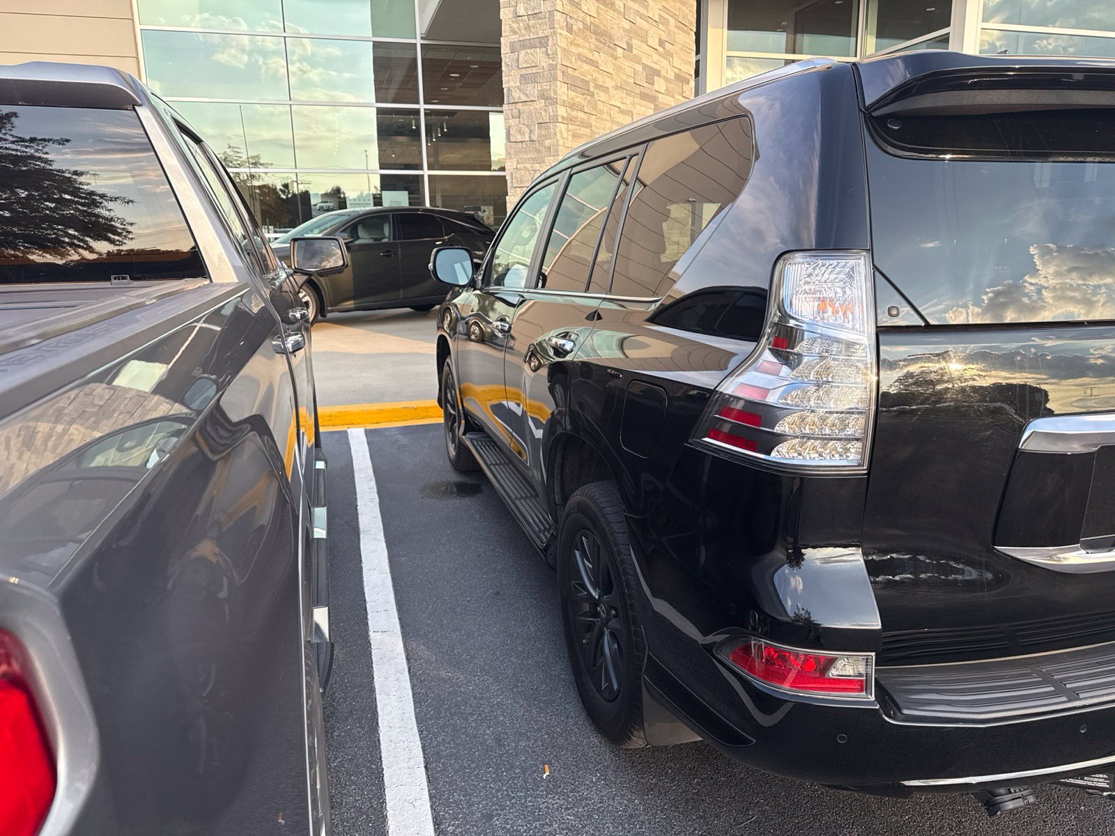 Used 2023 Lexus GX 460 Premium AWD/4WD image 5