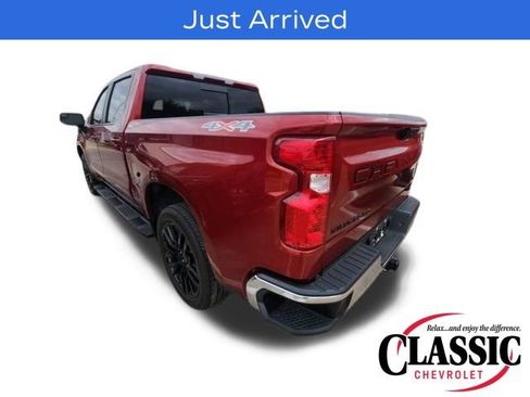 Used 2024 Chevrolet Silverado 1500 LT w/ Convenience Package II image 7