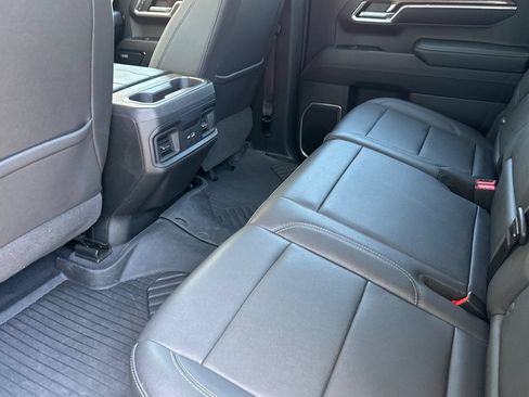 Used 2023 Chevrolet Silverado 1500 RST AWD/4WD image 12