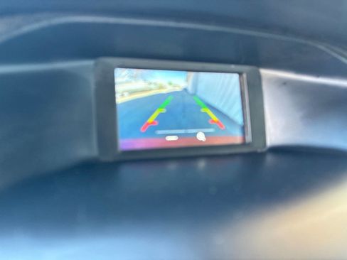 Used 2018 Ford Focus SE w/ Cold Weather Package image 34