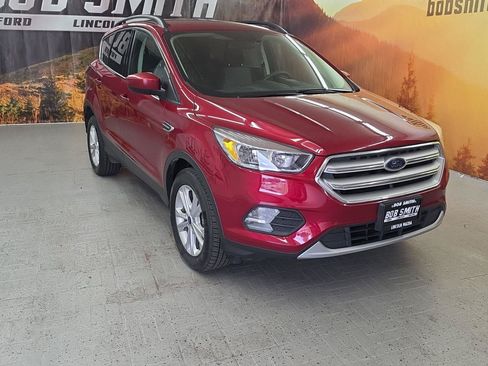 Used 2018 Ford Escape SE AWD/4WD image 1