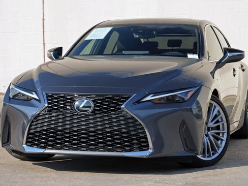 Used 2023 Lexus IS 300 w/ Premium Package RWD image 3