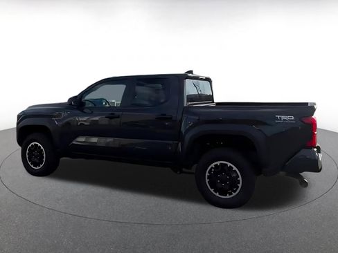 Used 2025 Toyota Tacoma TRD Off-Road image 9