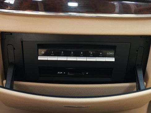 Used 2013 Mercedes-Benz S 550 w/ Sport Pkg image 38