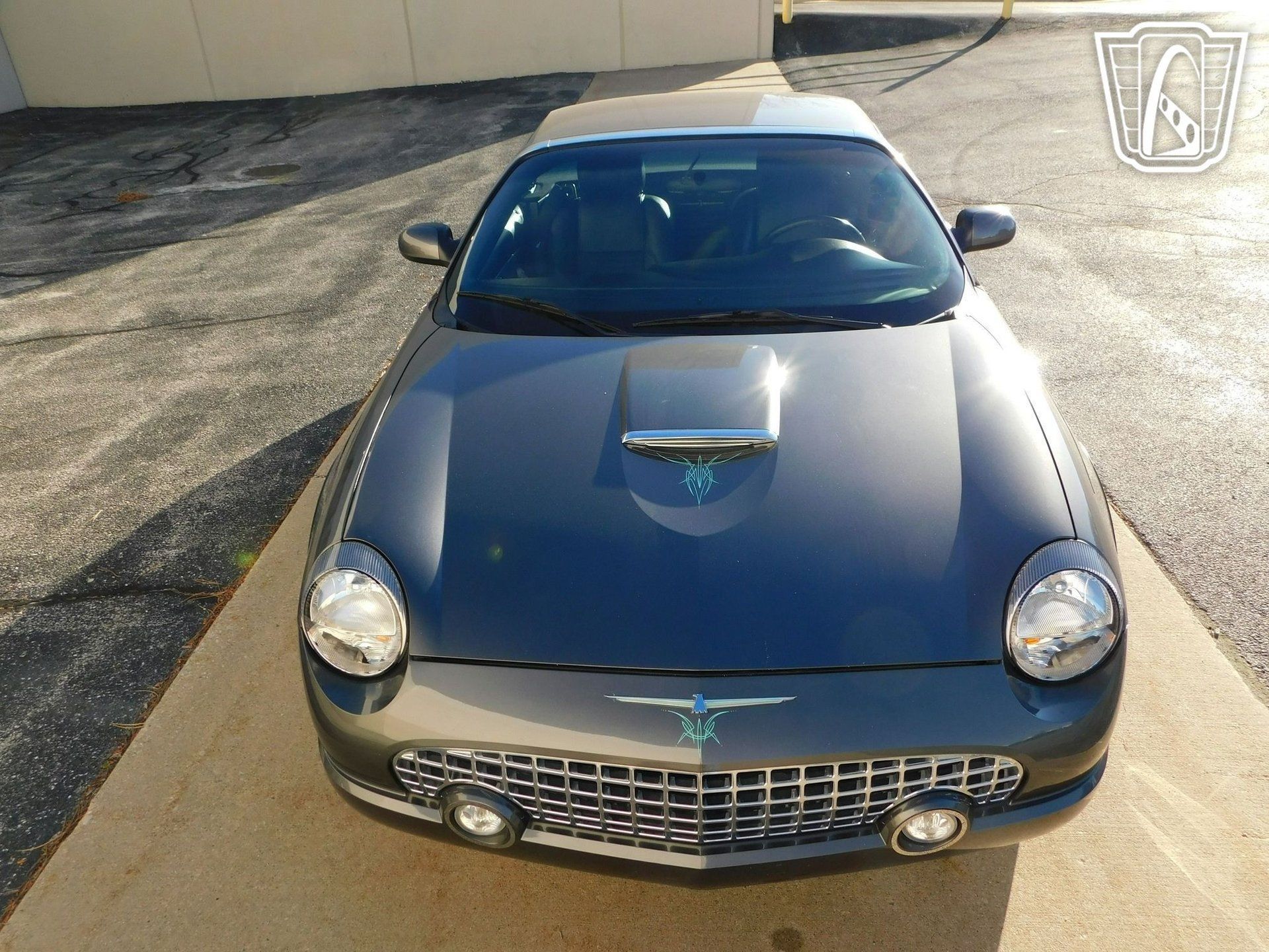 Used 2003 Ford Thunderbird RWD image 5