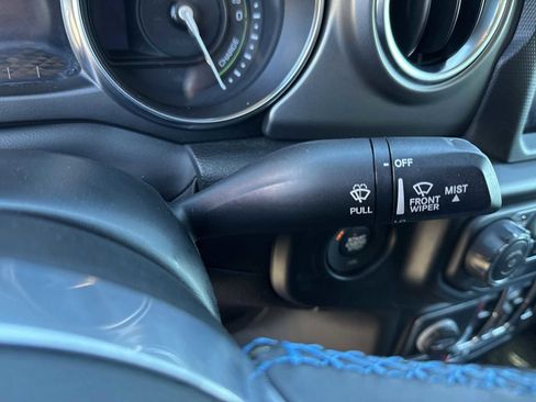 Used 2022 Jeep Wrangler Unlimited Rubicon 4xe image 24