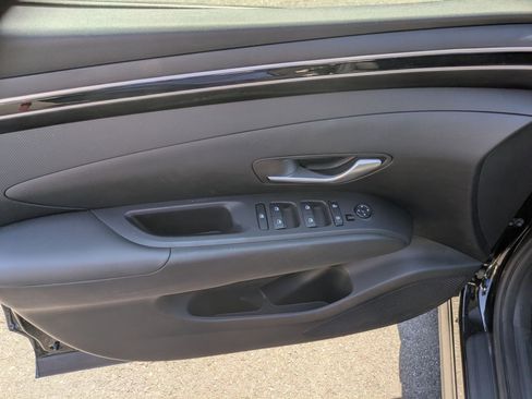 Certified 2023 Hyundai Tucson SEL AWD/4WD image 9