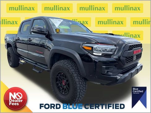 Used 2023 Toyota Tacoma TRD Pro AWD/4WD image 1