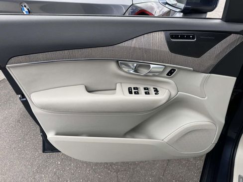 Certified 2023 Volvo XC90 B6 Plus w/ Protection Package Premier AWD/4WD image 17