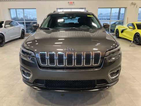 Used 2020 Jeep Cherokee Latitude Plus w/ Cold Weather Group image 2