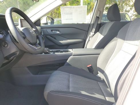 New 2026 Nissan Rogue SV w/ Cold Weather Package FWD image 20