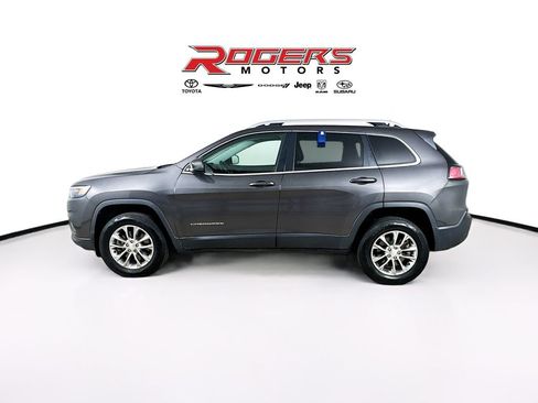 Used 2019 Jeep Cherokee Latitude Plus w/ Cold Weather Group AWD/4WD image 4