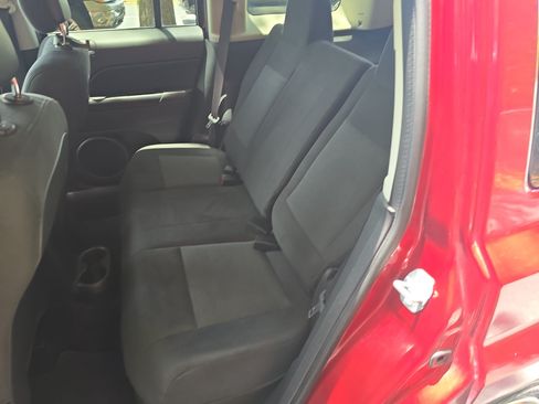 Used 2015 Jeep Patriot Latitude FWD image 14
