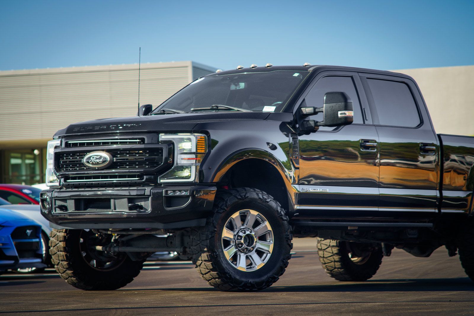 Certified 2022 Ford F250 Lariat w/ Tremor Off-Road Package AWD/4WD image 5