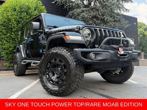 Used 2019 Jeep Wrangler Unlimited Sahara w/ Quick Order Package 24M Moab AWD/4WD image 8