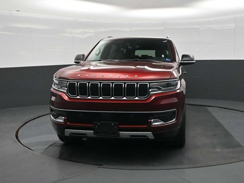 Used 2024 Jeep Wagoneer Series II w/ Flexible Seating Group AWD/4WD image 5