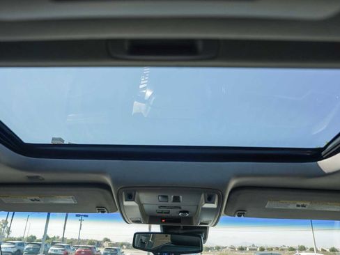 Used 2016 Chevrolet Tahoe LTZ image 16