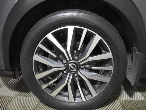 Used 2022 Nissan Kicks SV FWD image 37