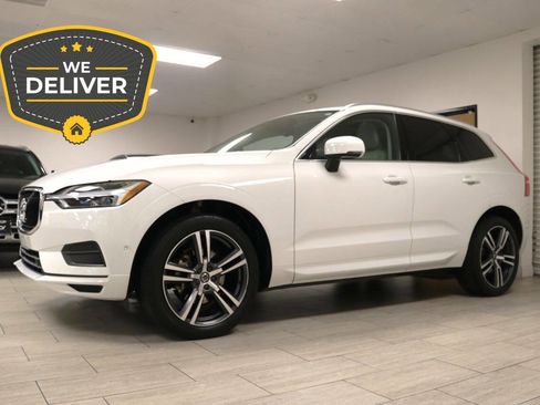 Used 2019 Volvo XC60 T5 Momentum w/ Premium Package image 2