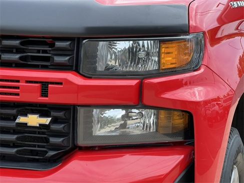 Used 2019 Chevrolet Silverado 1500 Custom image 33