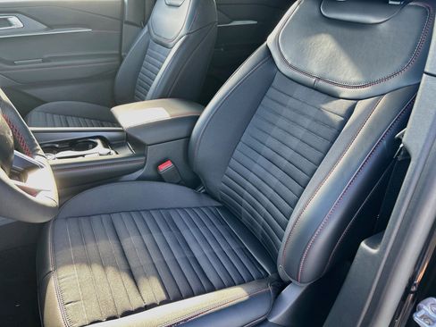 New 2027 Ford Explorer ST-Line w/ Premium Package RWD image 15