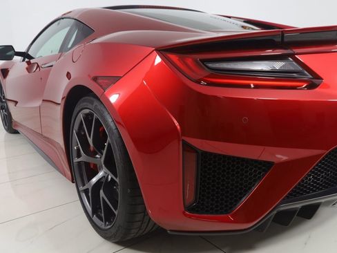Used 2017 Acura NSX image 29