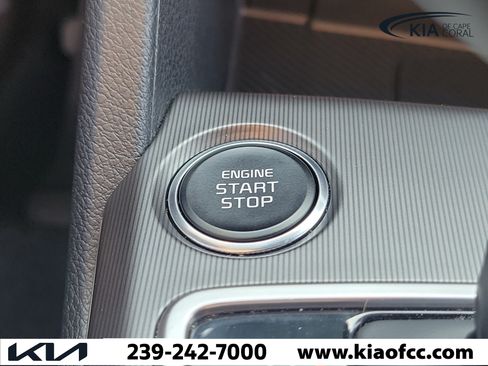 Used 2026 Kia Sportage EX FWD image 30