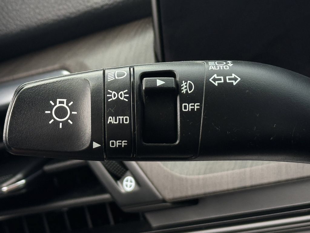 Used 2024 Kia Telluride SX Prestige AWD/4WD image 21