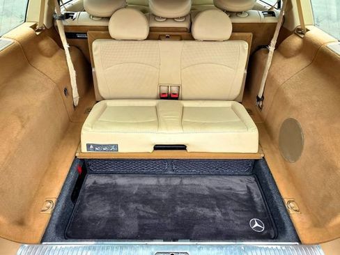 Used 2009 Mercedes-Benz E 350 4MATIC Wagon image 38