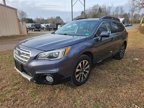 Used 2016 Subaru Outback 3.6R Limited image 3